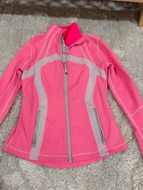 Lululemon Hot Pink define jacket